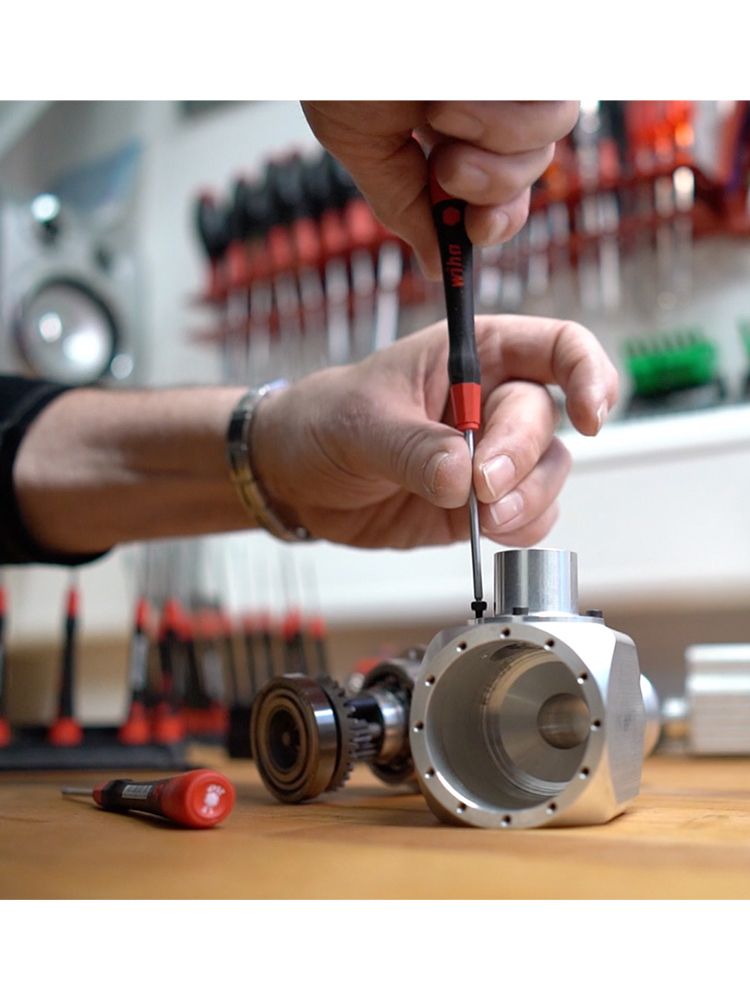 Wiha 42470 Y000×40mm Precision - đánh giá và giá Electronics Repair Game